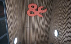 Akustikpanel i trappa bild 2